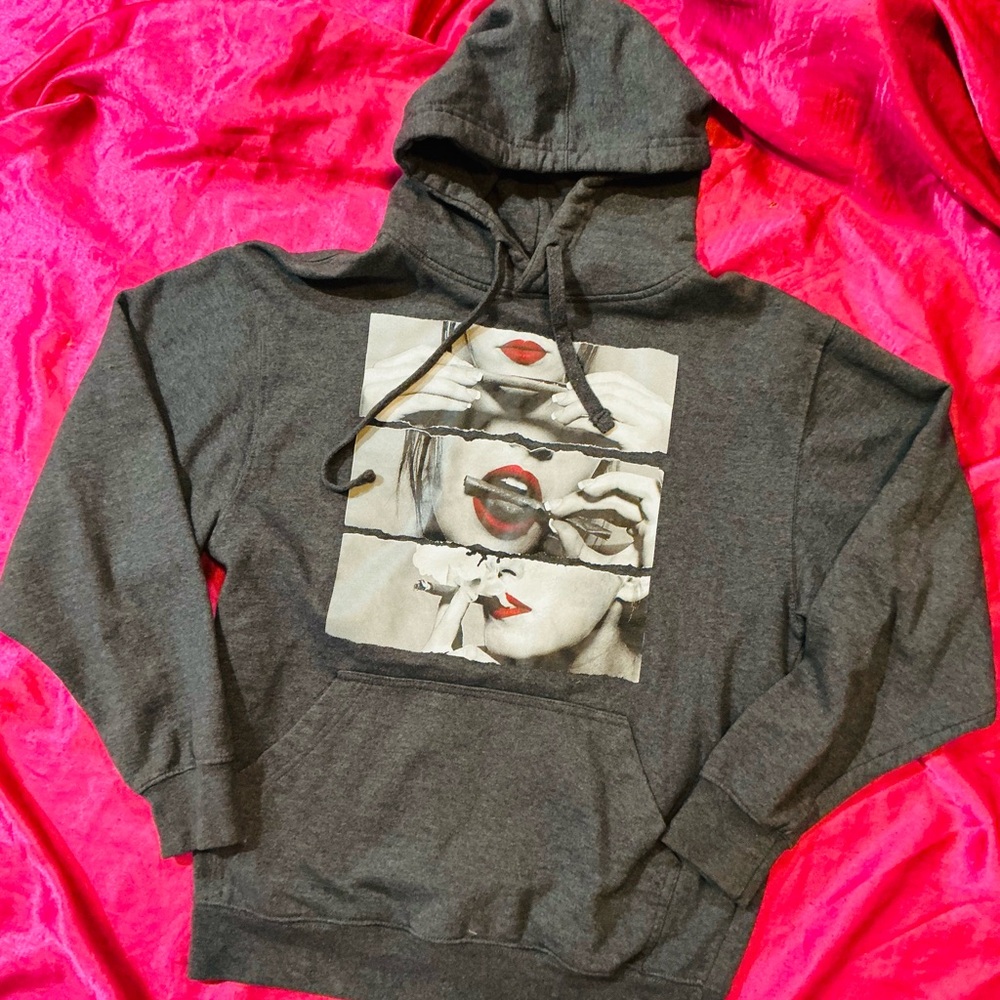 420 Hoodie 💋 - Picture 3 of 3